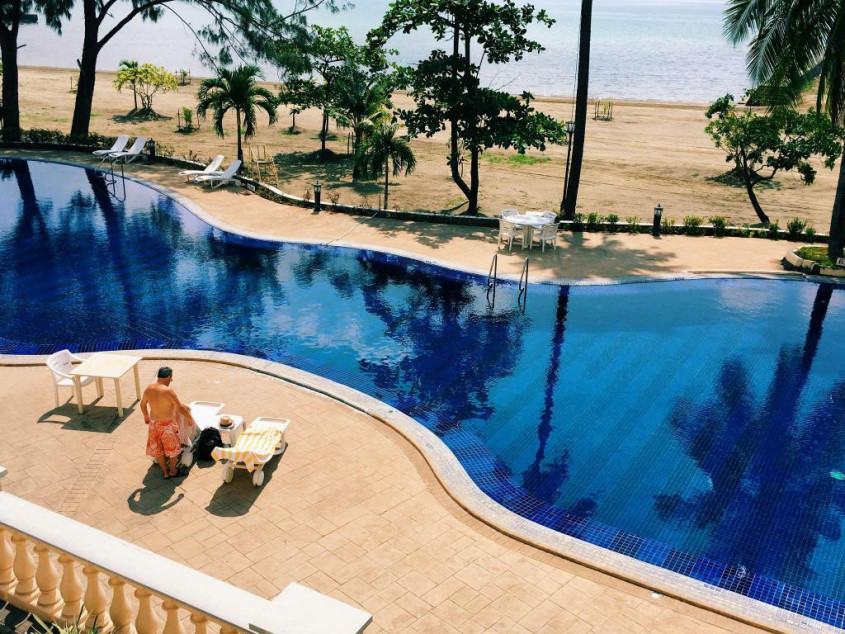 Lot Perfect For Your Future Vacation House In Club Morocco Subic, Zambales