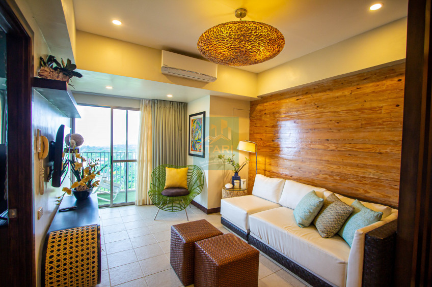 Luxurious 1-Bedroom Condo With Balcony At Movenpick Cebu
