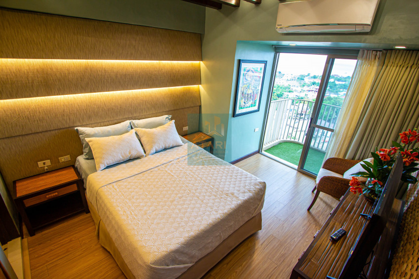 Luxurious 1-Bedroom Condo With Balcony At Movenpick Cebu