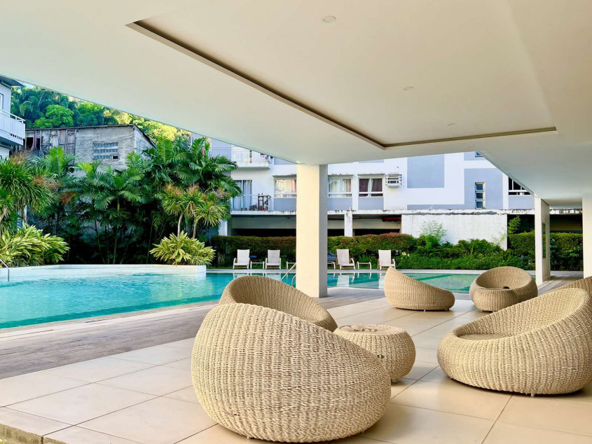 Studio Unit In Tower 3 Mivesa Garden Residences Cebu (On The Highest Floor)