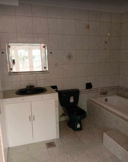 House And Lot For Sale At Minglanilla, Cebu