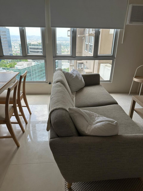 Fully Furnished Bi-level Top Floor Condo In BGC, Taguig