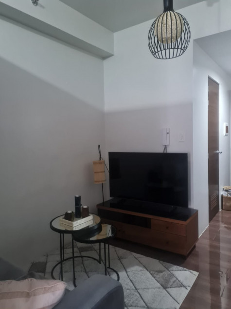 For Sale: Fully-Furnished 1BR Unit At Air Residences Makati