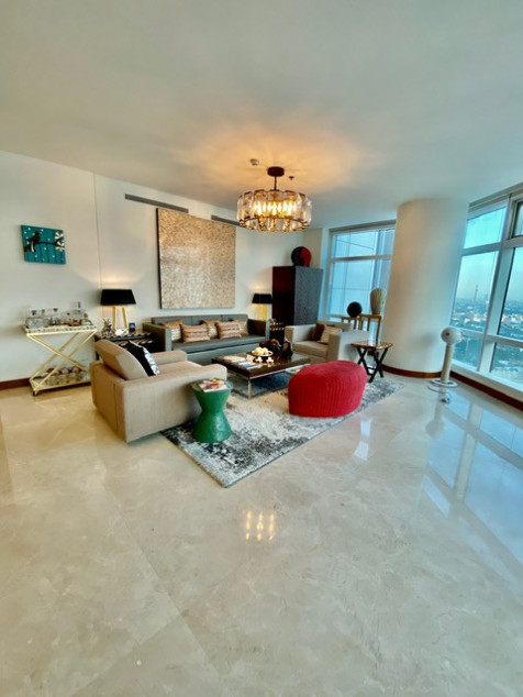 3BR With Balcony & Parking For Lease Or For Sale At Two Roxas Triangle Makati