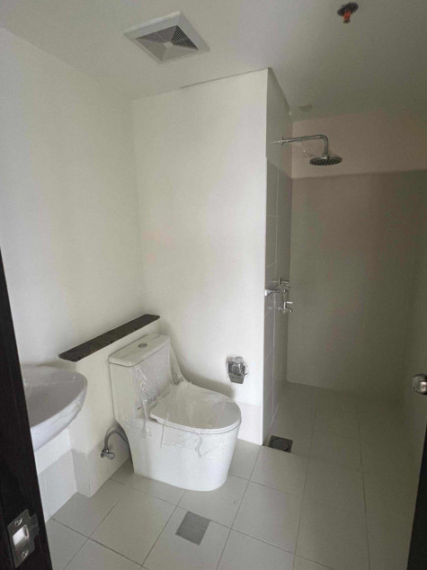 Mango Tree Residences 2 BR Condo For Sale In San Juan City