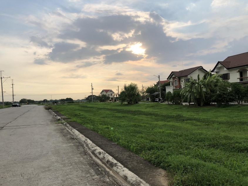 3 Plots Along Main Road For Sale In Pulilan, Bulacan