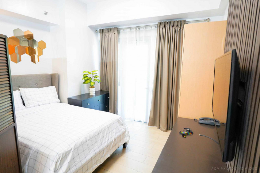 Condominium Unit For Sale In 101 Newport Boulevard Pasay