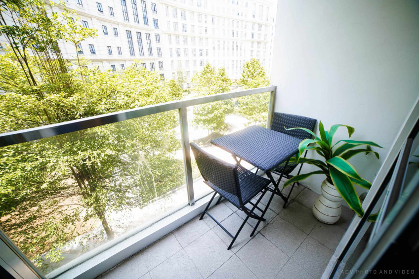 Condominium Unit For Sale In 101 Newport Boulevard Pasay