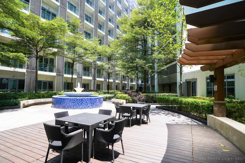 Condominium Unit For Sale In 101 Newport Boulevard Pasay