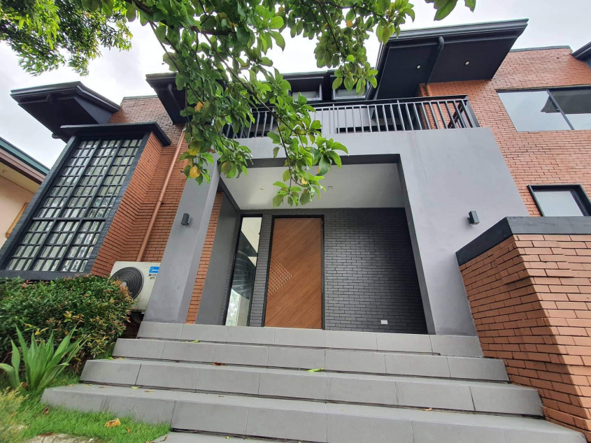 Clean Title RFO 4 BR House And Lot For Sale At Filhomes II Batasan Hills Quezon City