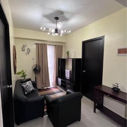 2 Bedroom With Balcony And Parking Unit In Pasig City