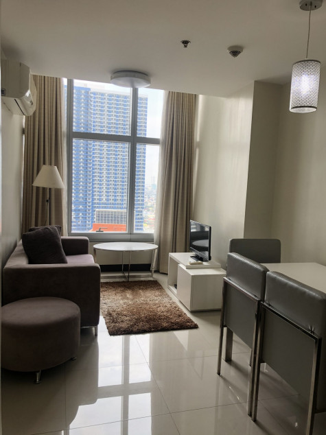 1 Bedroom Condo, One Central