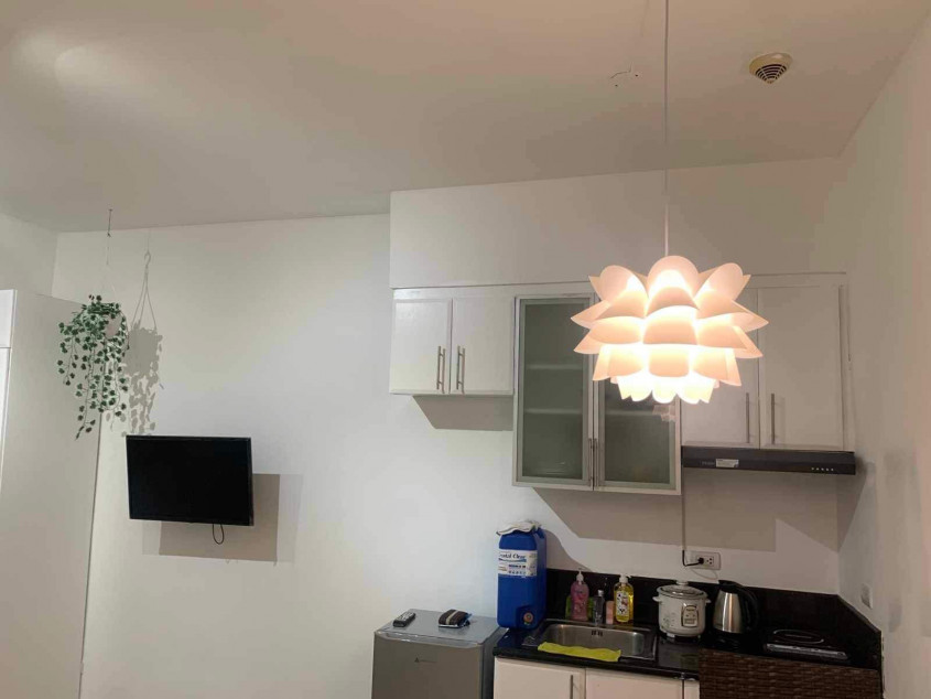 Clean Title RFO Furnished Studio Unit For Sale at Morgan Suites Residences McKinley Hill Taguig