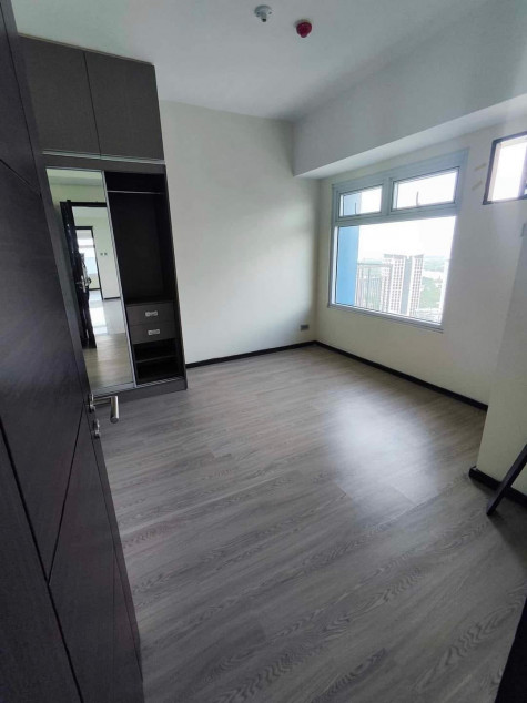 Condo Unit At The Trion Towers BGC