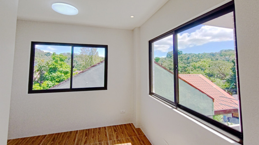 Summer Hills Executive Village Antipolo House & Lot For Sale