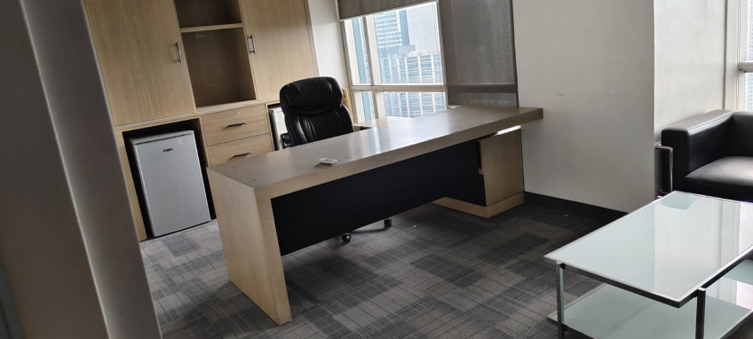 Burgundy Corporate Tower Office For Lease In Makati