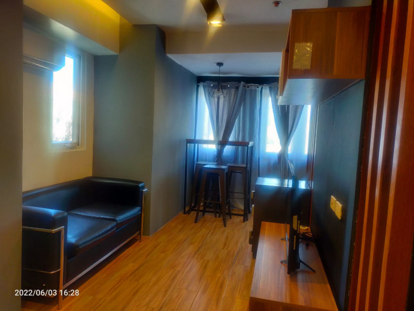 2 Bedroom Fully Furnished Condo Unit At Victoria De Makati