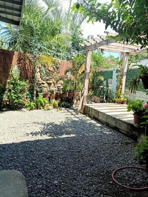 Residential House & Lot Near Commercial Area: Nueva Ecija
