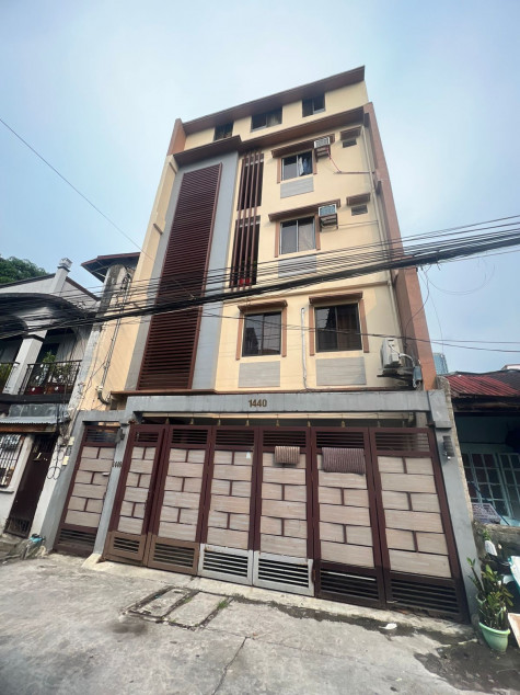 4-Storey Property With Studio Units Residential Commercial Property In Makati City