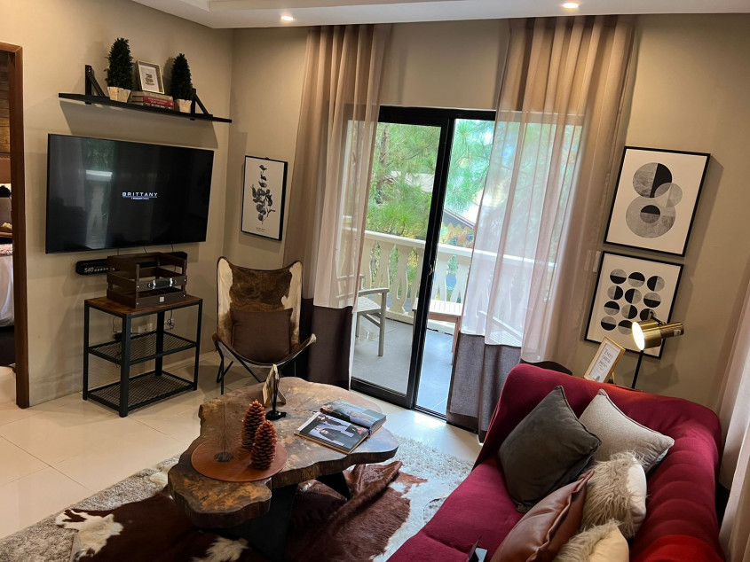 Condominium At Tagaytay (Crosswinds)