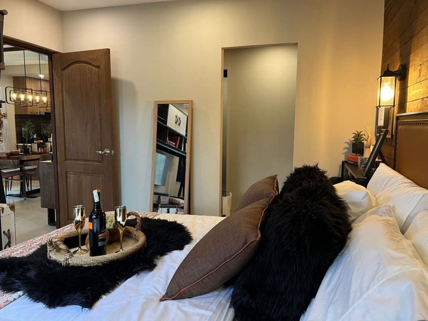 Condominium At Tagaytay (Crosswinds)