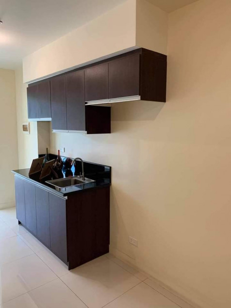 Studio Unit At Aurora Escalades Quezon City By RLC Residences