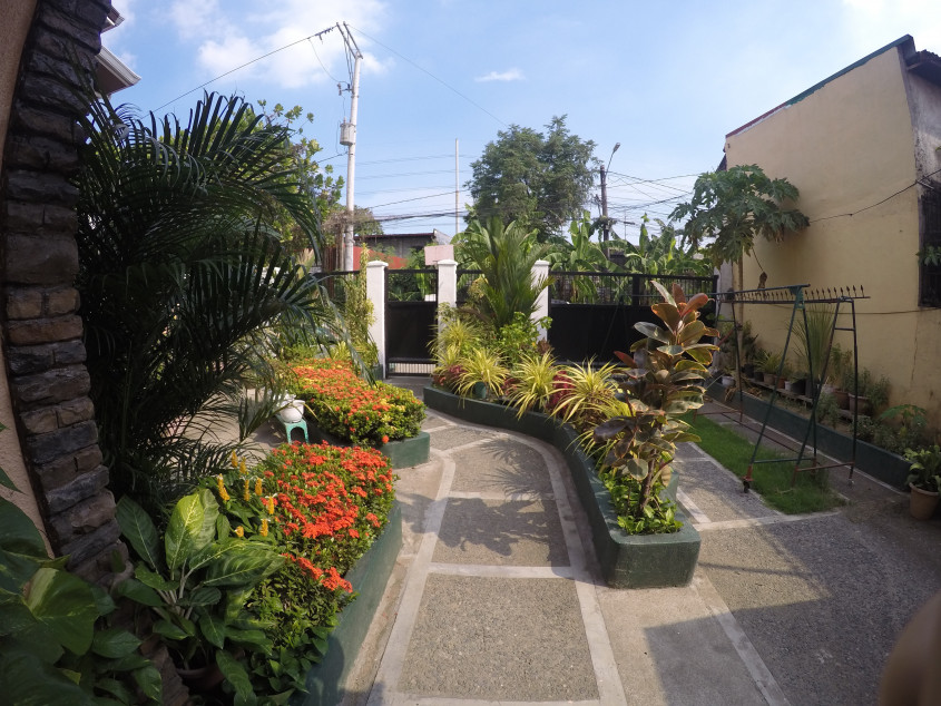 House Adn Lot For Sale - Vermont Park Executive Village Subdivision (Antipolo, Rizal)