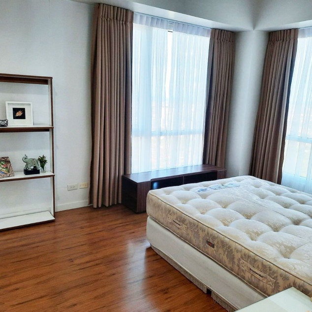 2BR Condo Unit for Sale  w/ Parking - Marco Polo Residences Tower 1