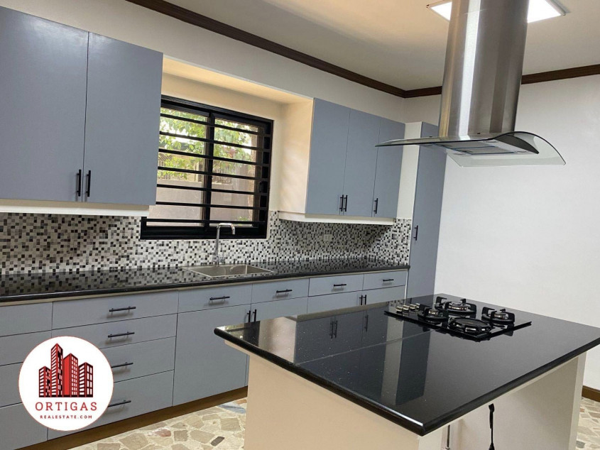 Fully Furnished House And Lot For Lease At Carmenville Subdivision, Angeles, Pampanga