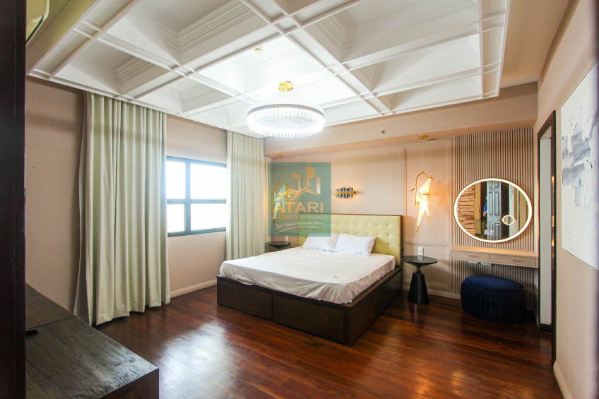 Luxurious 3BR Bi-Level Penthouse In Avalon, Cebu Business Park For Sale