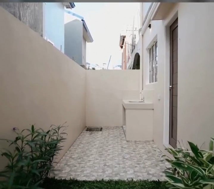 House & Lot / MMH Residencias De Francesca/Single Detached House In Rodriguez, Rizal