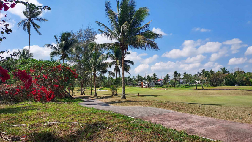 The Riviera Golf Estates For Sale In Silang, Cavite