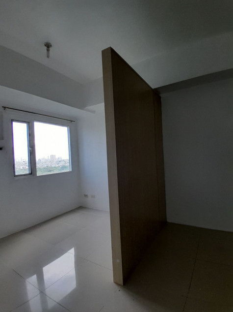 1 BR Condo Unit At Jazz Residences Makati