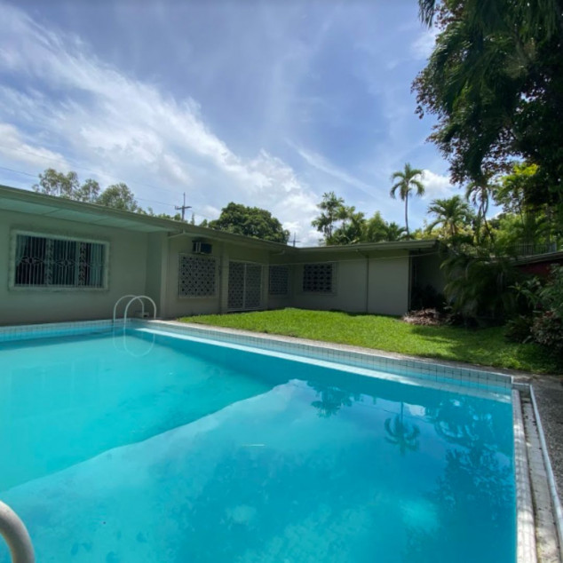 For Sale: House And Lot In Urdaneta Village Makati