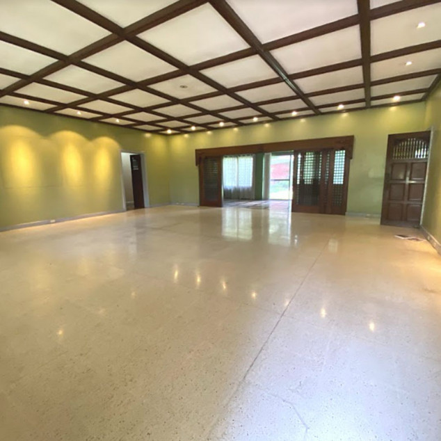 For Sale: House And Lot In Urdaneta Village Makati