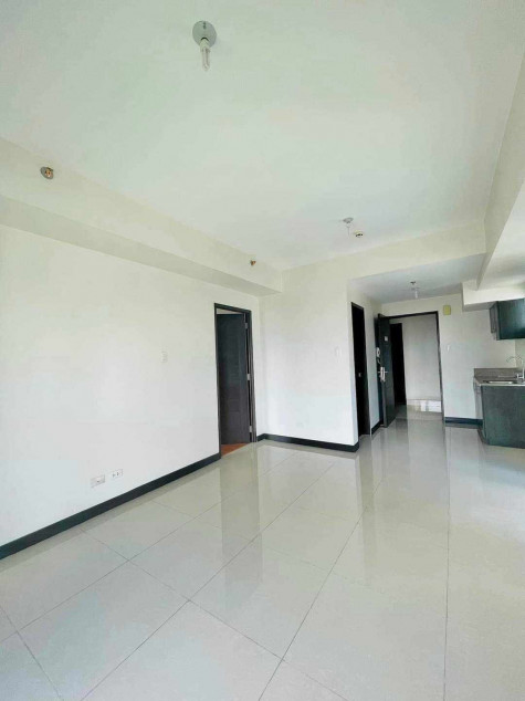 Condo Unit For Sale At Axis Residences Mandaluyong