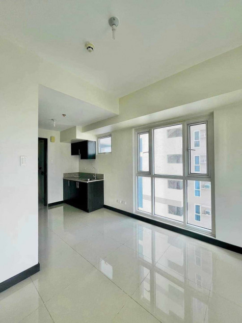 Condo Unit For Sale At Axis Residences Mandaluyong