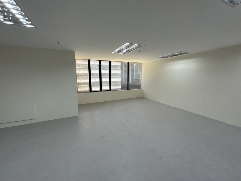 90 SQM Office At Strata 100 Ortigas Center, Pasig For Lease