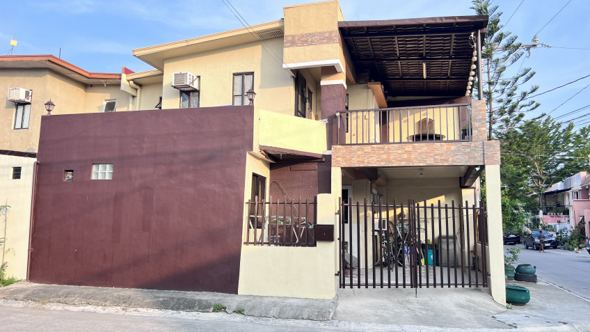 Corner Unit House And Lot In Lancaster New City, Cavite