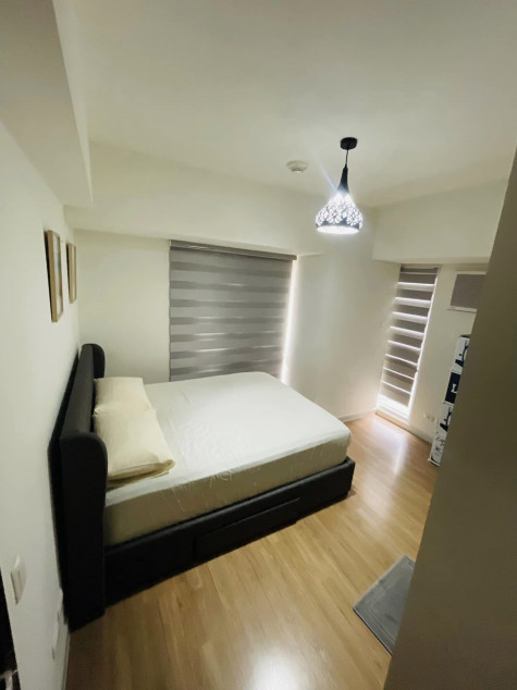 Clean Title RFO Fully Furnished 1BR With Balcony For Sale At The Lerato Makati