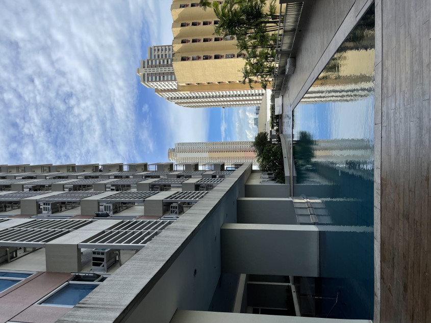 Fully Furnished 25 SQM Studio Facing Manila Bay For Rent