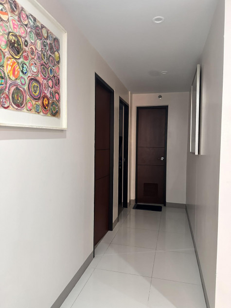 Clean Title Furnished 3BR with Balcony & Parking FOR SALE at One Uptown Residence BGC Taguig