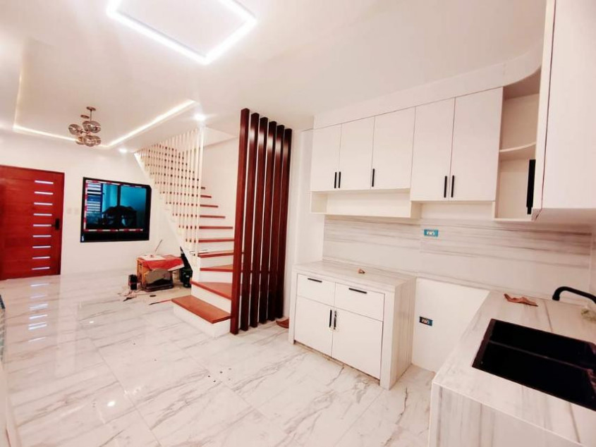 Townhouse For Sale In Sampaloc Manila