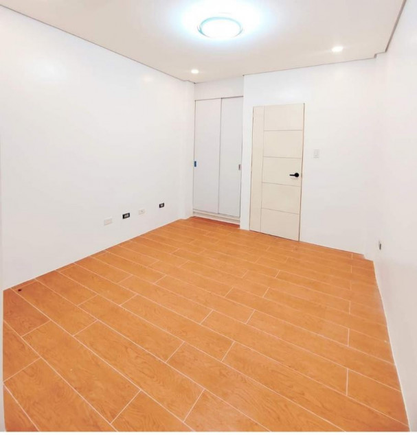 Townhouse For Sale In Sampaloc Manila