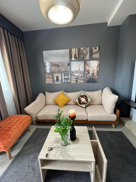 Big Townhouse in Mabalacat Near Clark For Sale