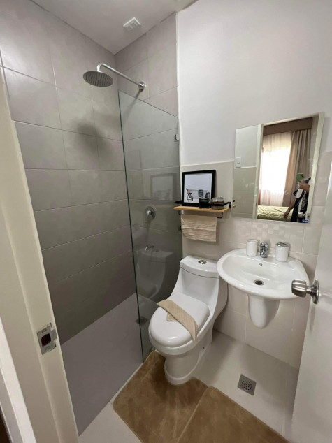 Big Townhouse in Mabalacat Near Clark For Sale