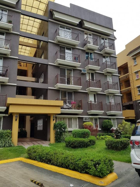 Condo - Sharing at BGC besides West McKinley Hills