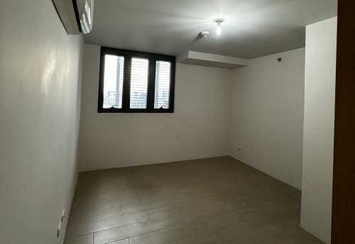 Last 4 Bedroom Penthouse Rent to Own Condo For Sale in Uptown Ritz BGC