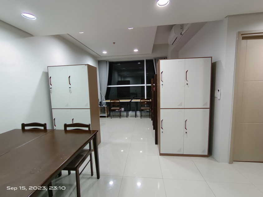 1 Bedroom Penthouse Fully Furnished At The Silk Residences Sta. Mesa, Manila