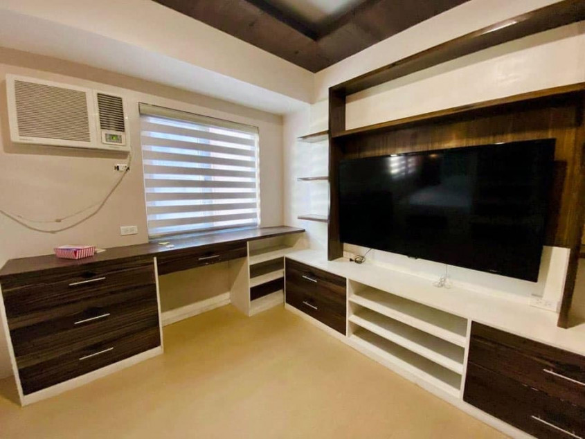 Clean Title RFO Furnished Studio Unit with Parking FOR SALE at Avida Towers Cityflex BGC Taguig